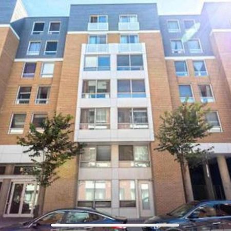 Charlotte Aparthotel Montreal Exterior photo